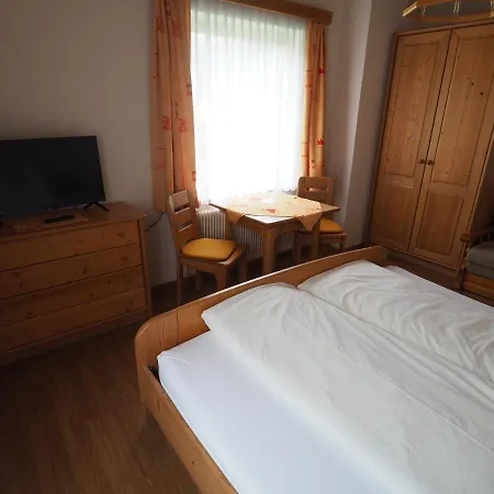 Zum Gruenen Specht Locanda Oberzeiring