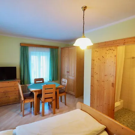 Zum Gruenen Specht * Oberzeiring