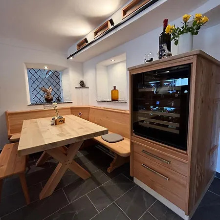 Zum Gruenen Specht Locanda *