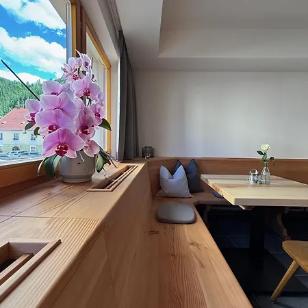 Zum Gruenen Specht Locanda Oberzeiring