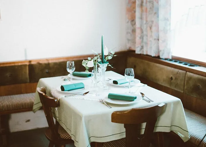 Zum Gruenen Specht Oberzeiring