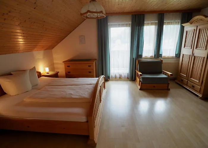 Zum Gruenen Specht بيت ريفي Oberzeiring