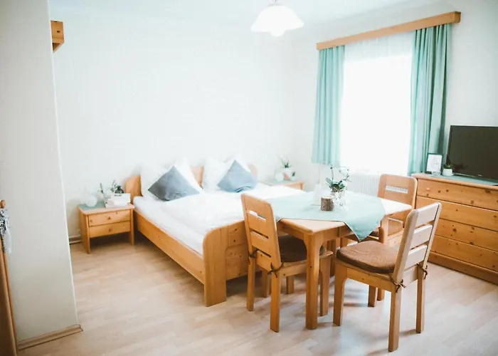 Zum Gruenen Specht * Oberzeiring