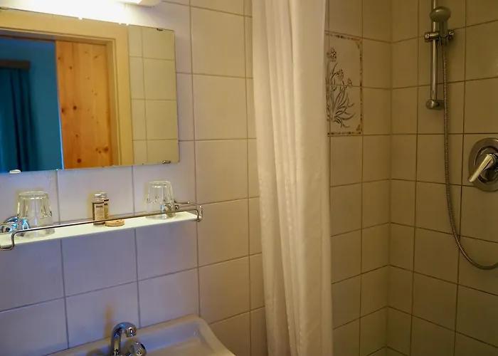 Zum Gruenen Specht بيت ريفي *